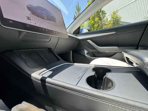 Used 2022 Tesla Model 3 Long Range image 36