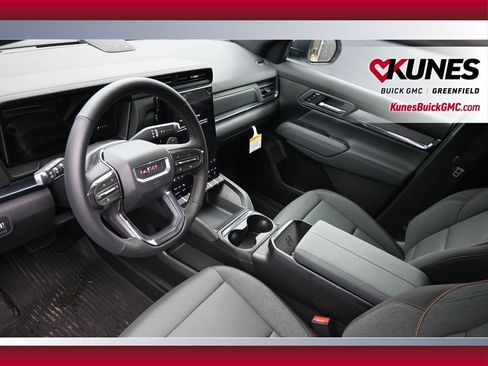 New 2026 GMC Terrain AT4 w/ Technology Package II image 25