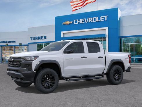 New 2026 Chevrolet Colorado Trail Boss AWD/4WD image 2