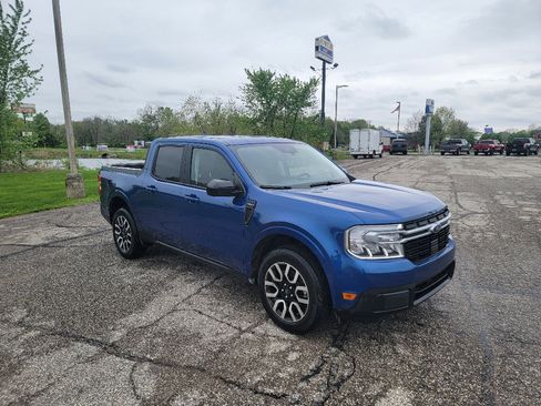 Used 2024 Ford Maverick Lariat w/ 4K Tow Package image 3