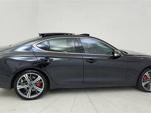 Used 2025 Genesis G70 2.5T w/ Sport Prestige Package image 6