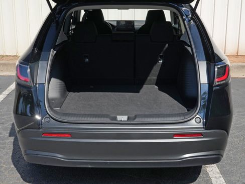 Used 2026 Honda HR-V LX image 9
