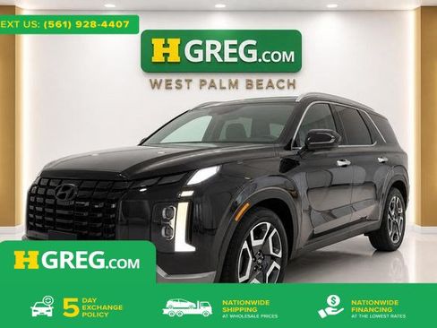 Used 2024 Hyundai Palisade Limited FWD image 1