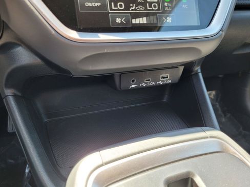 Certified 2025 Subaru Crosstrek 2.5i Premium AWD/4WD image 27