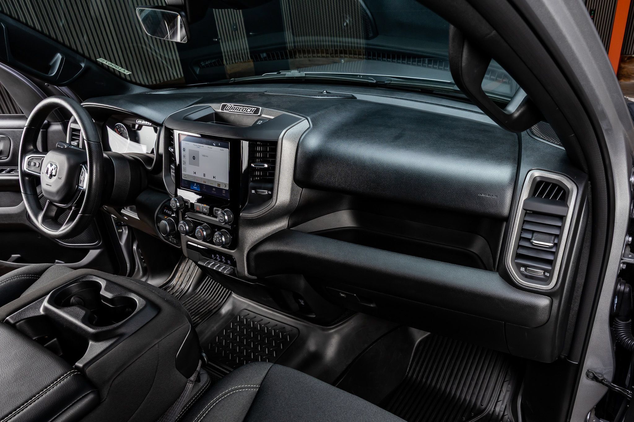 Used 2025 RAM 1500 Warlock AWD/4WD image 18