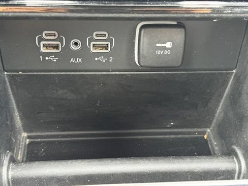 Certified 2023 Jeep Grand Cherokee Laredo AWD/4WD image 36
