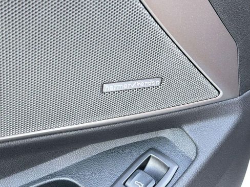 Certified 2025 BMW M340i Sedan image 21