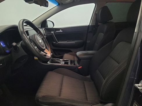 Used 2020 Kia Sportage LX AWD/4WD image 17