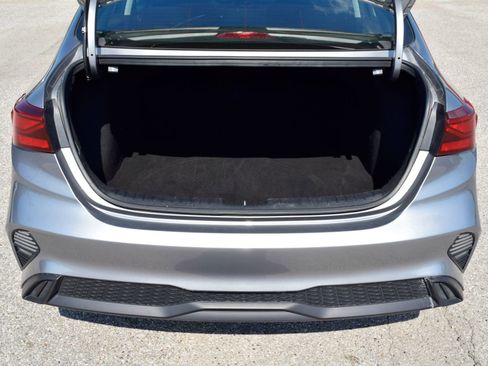 Used 2023 Kia Forte LXS FWD image 20