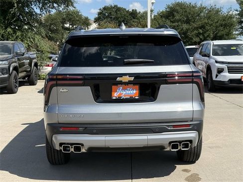 New 2026 Chevrolet Traverse LT w/ Driver Confidence Package image 5