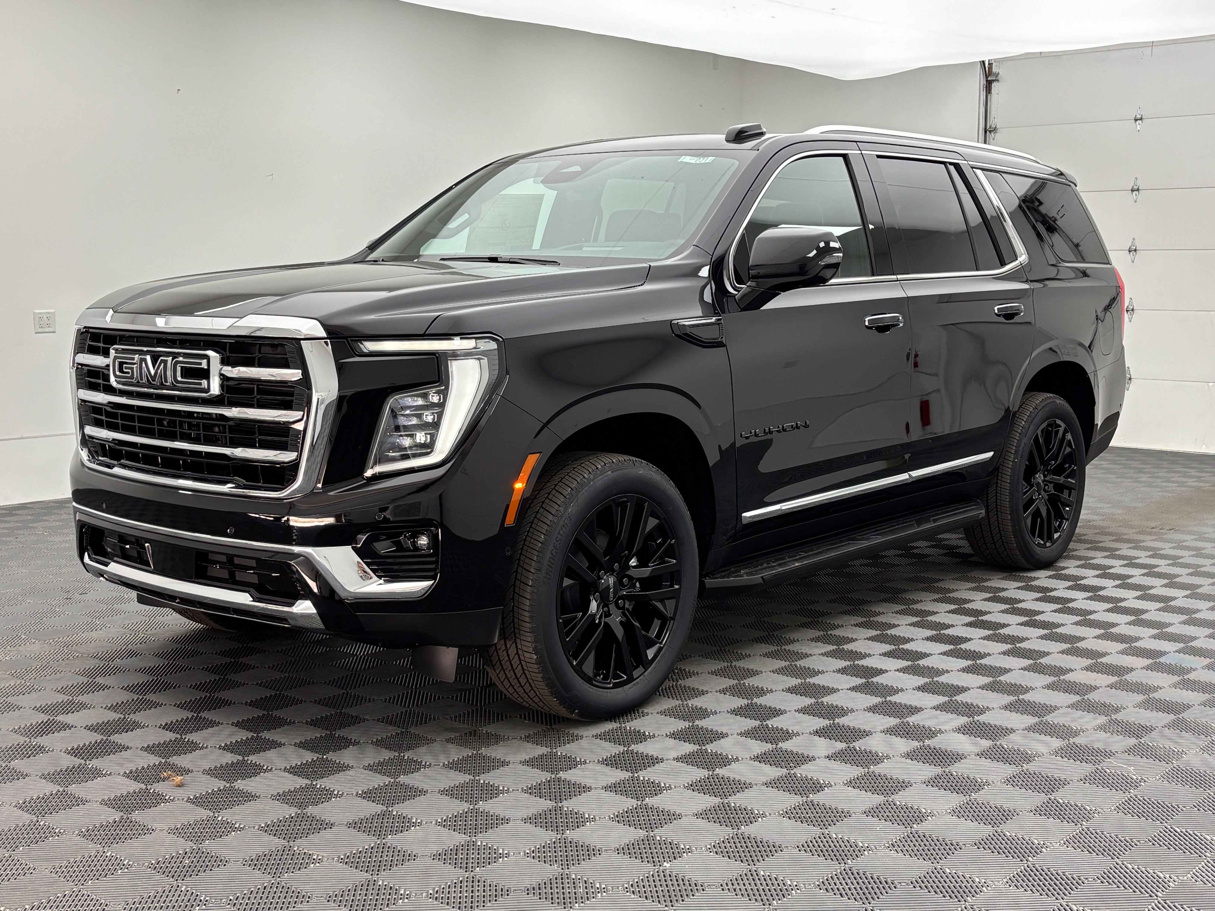 New 2026 GMC Yukon Elevation w/ Elevation Premium Package AWD/4WD image 2