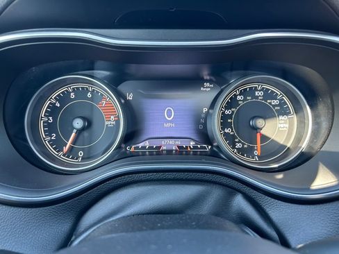 Used 2022 Jeep Cherokee Limited AWD/4WD image 11
