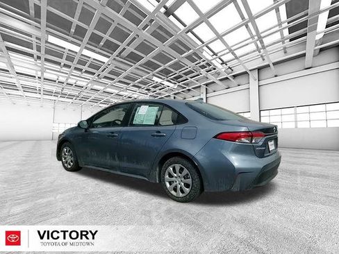 Certified 2025 Toyota Corolla LE image 5