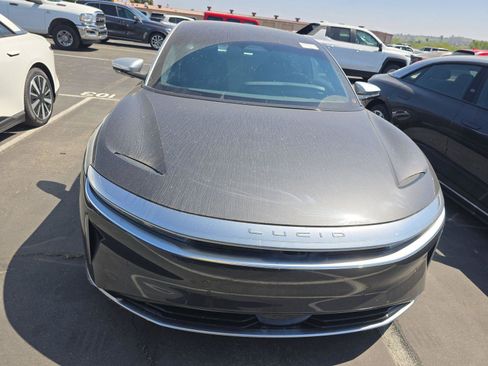Used 2022 Lucid Air Grand Touring image 3