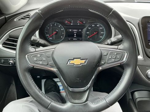 Used 2021 Chevrolet Malibu RS w/ LPO, Convenience Package 2 image 4