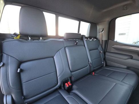 Used 2025 Chevrolet Silverado 1500 LTZ w/ LTZ Premium Package image 12