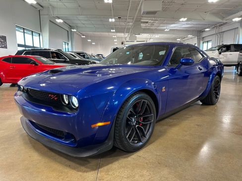 Used 2019 Dodge Challenger R/T Scat Pack image 3