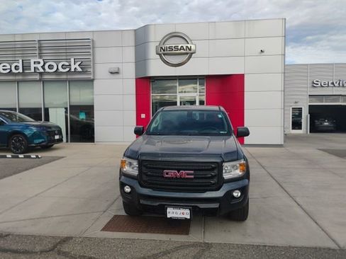 Used 2018 GMC Canyon All Terrain w/ Trailering Package image 2