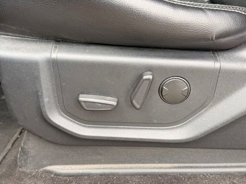 Used 2020 Ford F150 Lariat w/ Equipment Group 501A Mid AWD/4WD image 17