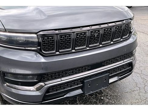 Used 2024 Jeep Grand Wagoneer L Series II w/ Quick Order Packagew 28T AWD/4WD image 32