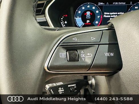 Certified 2025 Audi Q3 2.0T Premium Plus w/ Premium Plus Package AWD/4WD image 18