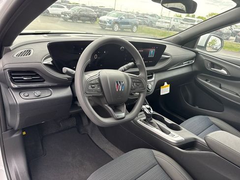 New 2026 Buick Envista Preferred FWD image 16