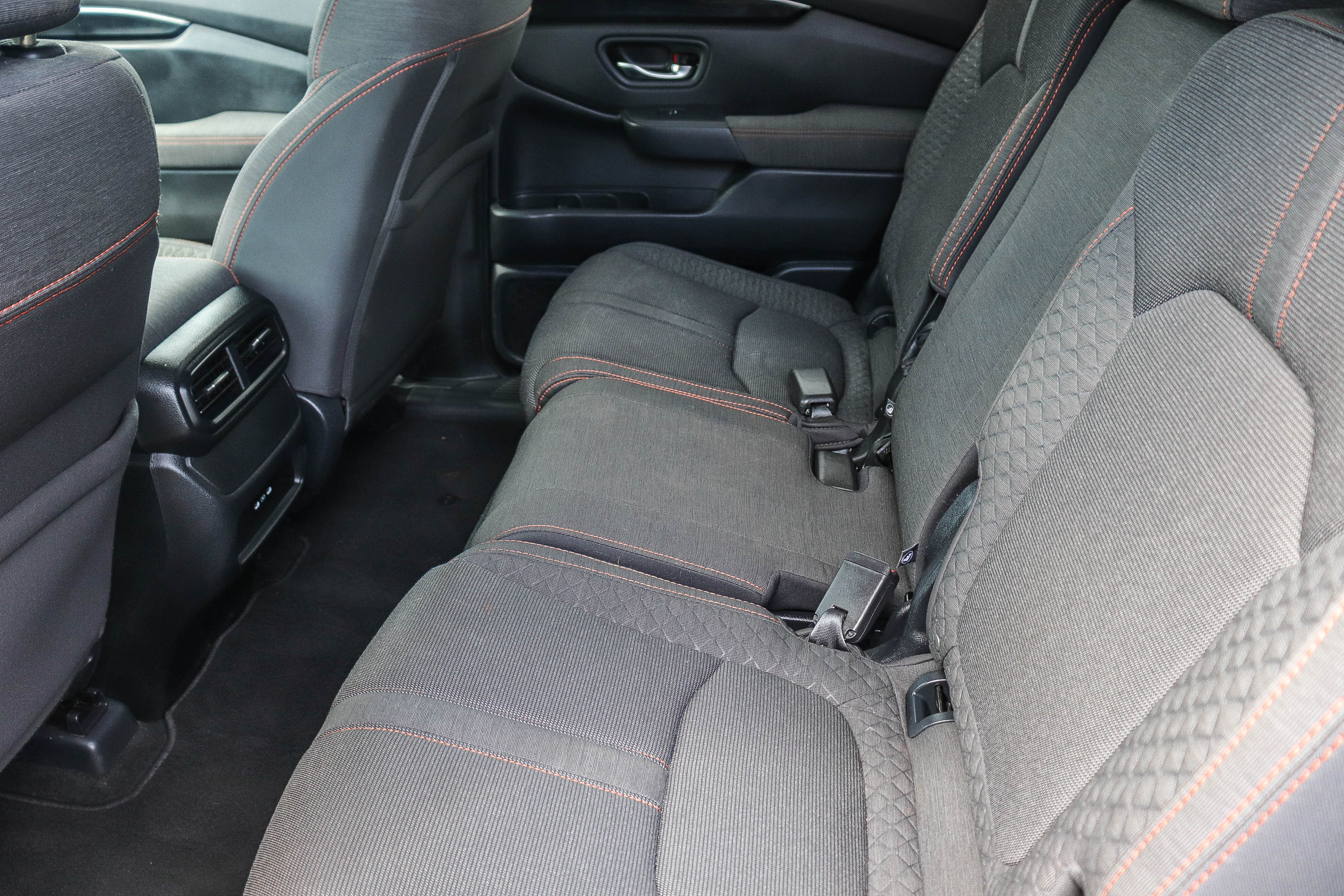Certified 2025 Honda Pilot Sport image 21