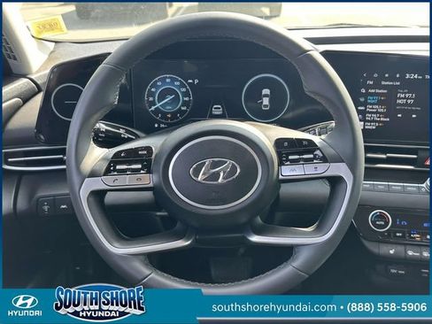 Certified 2023 Hyundai Elantra SEL w/ Convenience Package FWD image 15