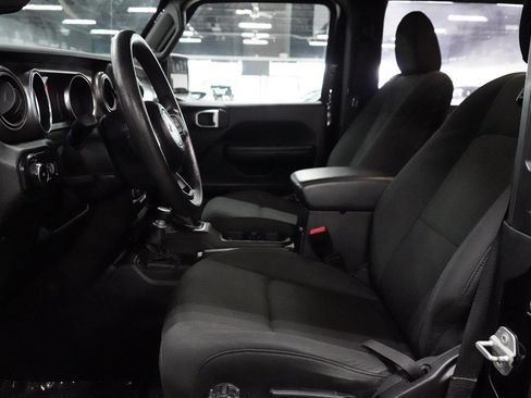 Used 2020 Jeep Wrangler Sport AWD/4WD image 11