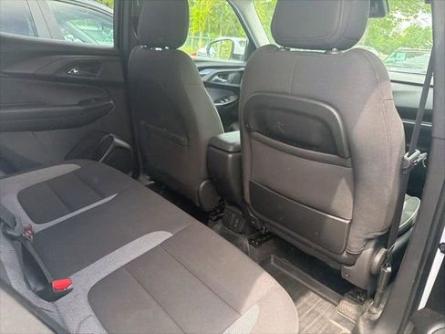 Used 2023 Chevrolet TrailBlazer LT w/ Convenience Package image 10