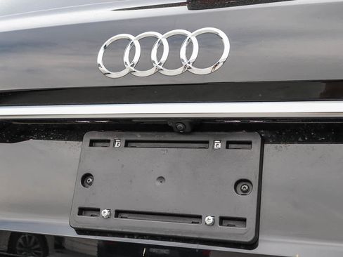 Used 2023 Audi Q7 2.0T Premium w/ Convenience Package AWD/4WD image 11
