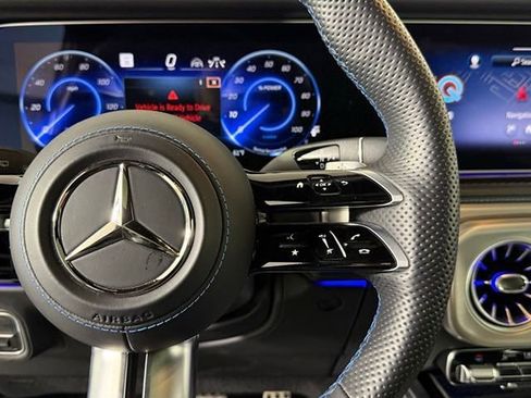 Used 2025 Mercedes-Benz G 580 w/ EQ Technology image 38