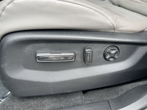 Used 2019 Honda CR-V EX-L image 14