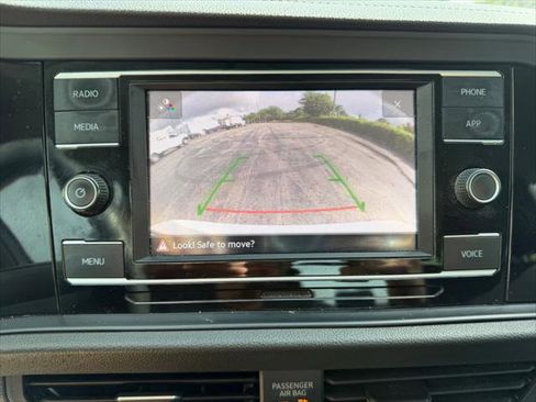 Used 2021 Volkswagen Jetta S FWD image 21