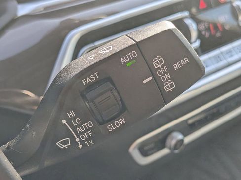 Used 2023 BMW X5 sDrive40i w/ Premium Package image 29