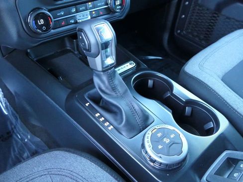 Used 2025 Ford Bronco Big Bend image 23