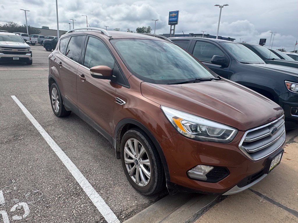 Used 2017 Ford Escape Titanium AWD/4WD image 5