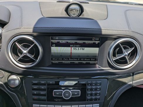 Used 2015 Mercedes-Benz SL 400 image 18