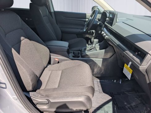 Certified 2026 Honda CR-V EX image 8