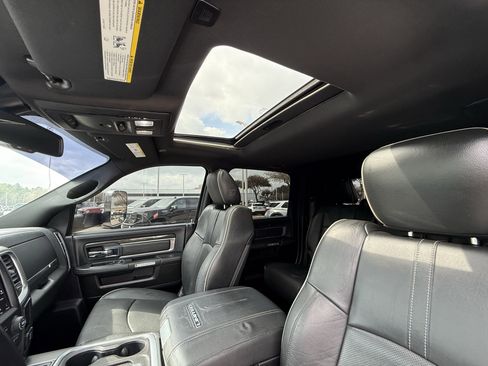 Used 2018 RAM 3500 Laramie Longhorn image 26