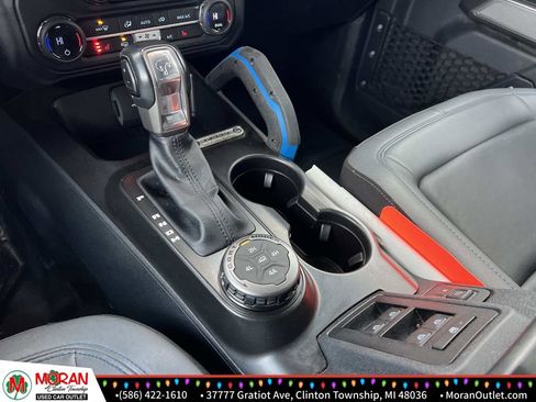 Used 2023 Ford Bronco Black Diamond w/ Sasquatch Package image 21