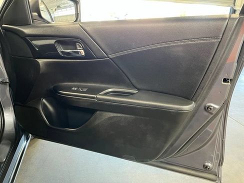 Used 2013 Honda Accord Sport image 12