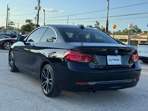 Used 2020 BMW 230i Coupe w/ Convenience Package RWD image 8