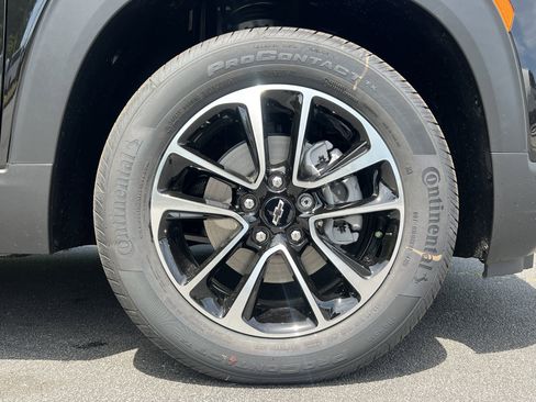 New 2026 Chevrolet TrailBlazer LT w/ LPO, Blackout Package FWD image 38