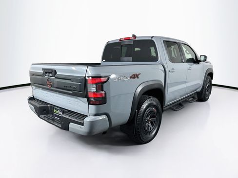 Used 2025 Nissan Frontier PRO-4X AWD/4WD image 9