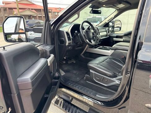 Used 2021 Ford F250 Lariat AWD/4WD image 4