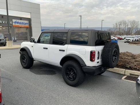 Used 2024 Ford Bronco Wildtrak image 2