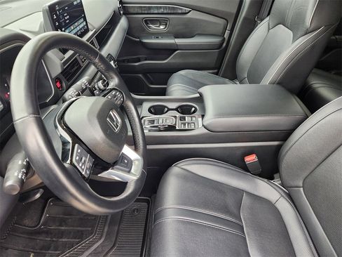 Certified 2023 Honda Pilot Elite image 12