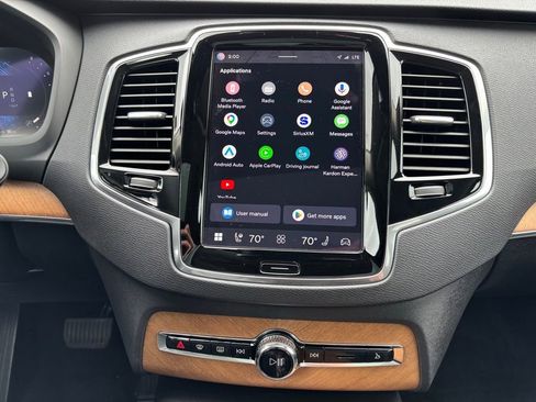 Certified 2023 Volvo XC90 B6 Plus w/ Protection Package Premier AWD/4WD image 11