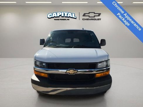 Used 2024 Chevrolet Express 3500 LT w/ LT Preferred Equipment Group RWD image 8